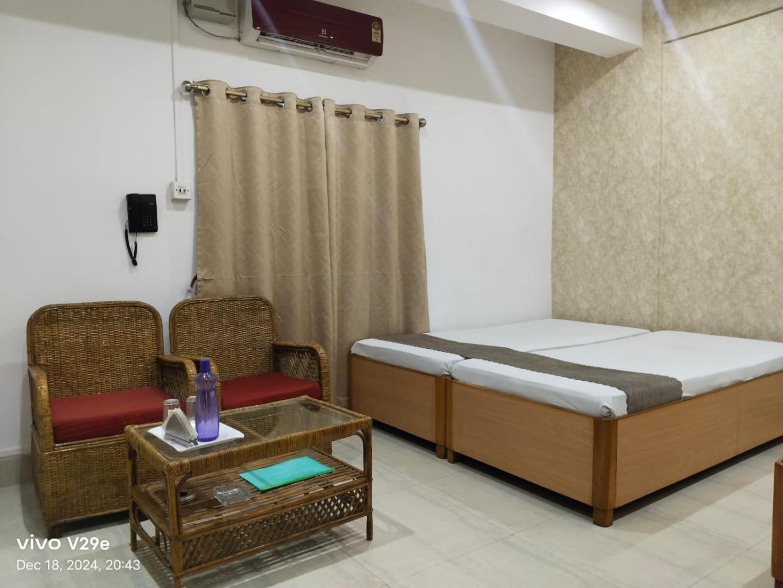 The Executive Inn Guwahati Zewnętrze zdjęcie